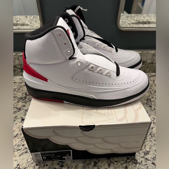 Air Jordan 2 Retro - Picture 5 of 7